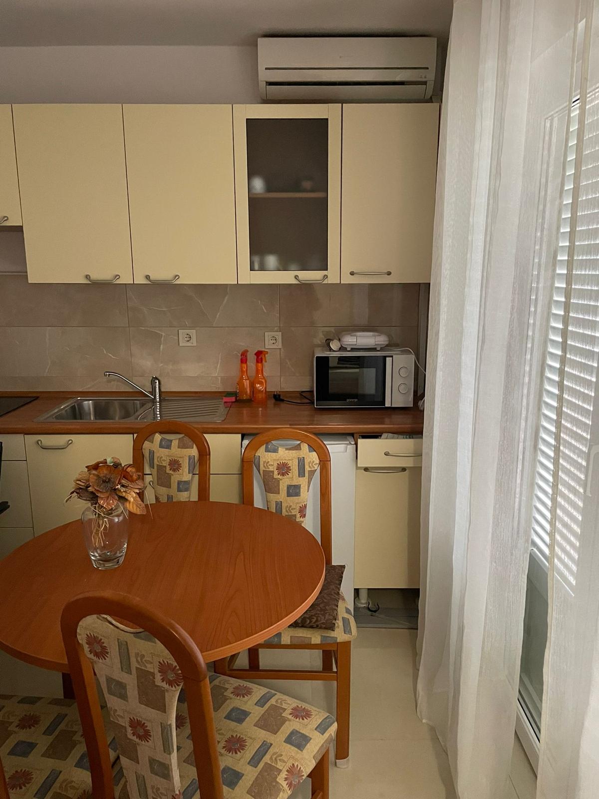 jednosobni-apartman-4 jednosobni-apartman-4