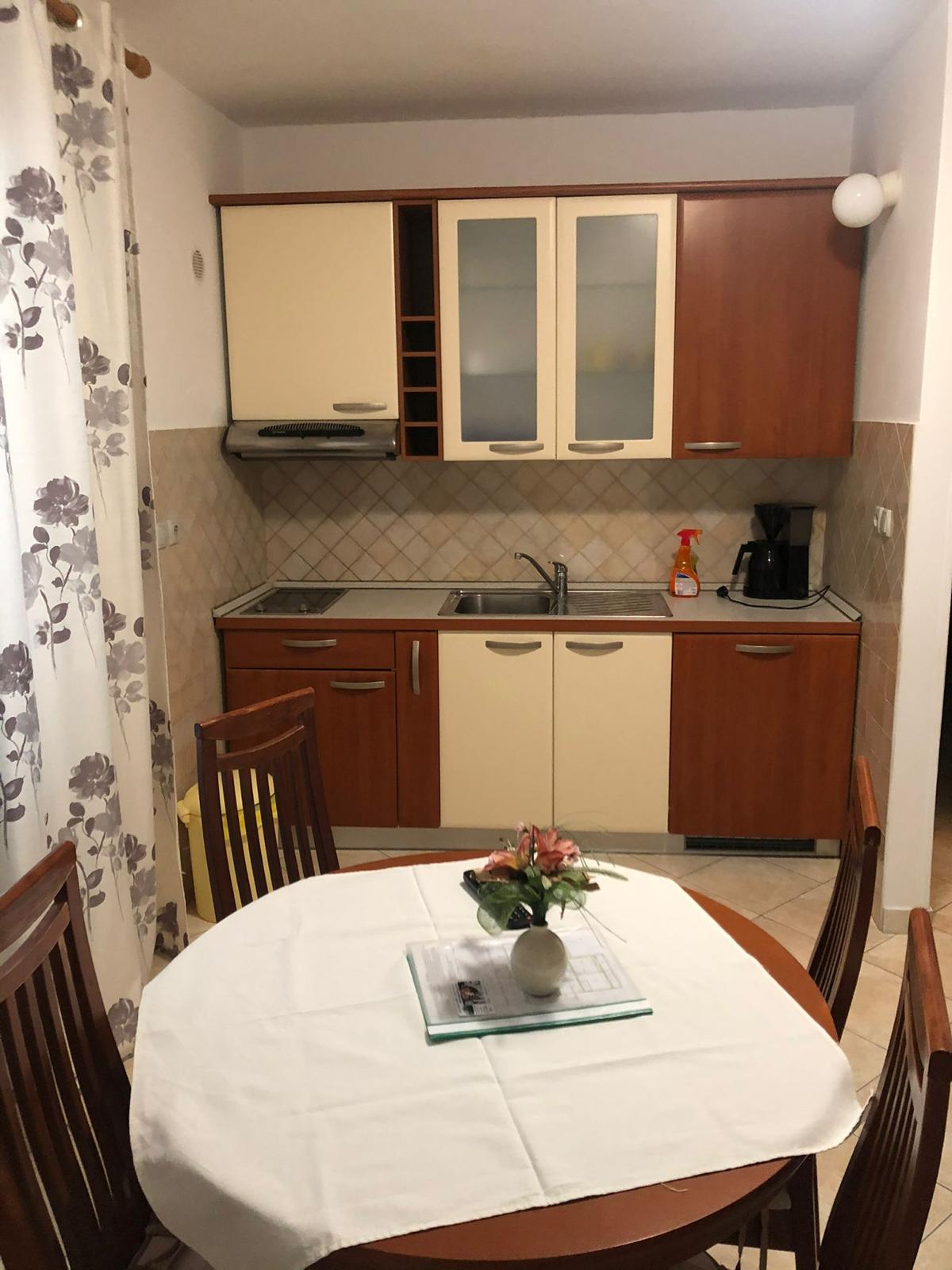 jednosobni-apartman-7 jednosobni-apartman-7